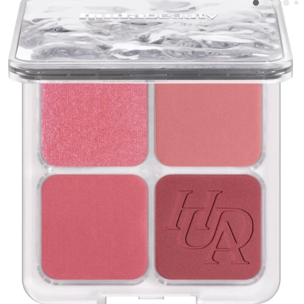 HUDA BEAUTY Blush Filter Blurring Blushlighters Palette-Rose Berry